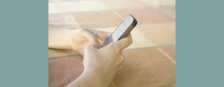 スマホに潜むリスクから子どもを守るためには？